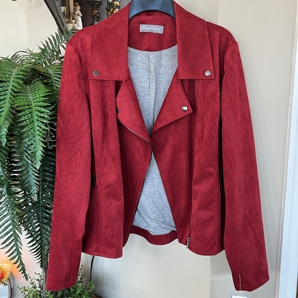 Brand New Bagatelle Cherry Red Draped Zippered Faux Suede Moto Jacket - Picture 16 of 16